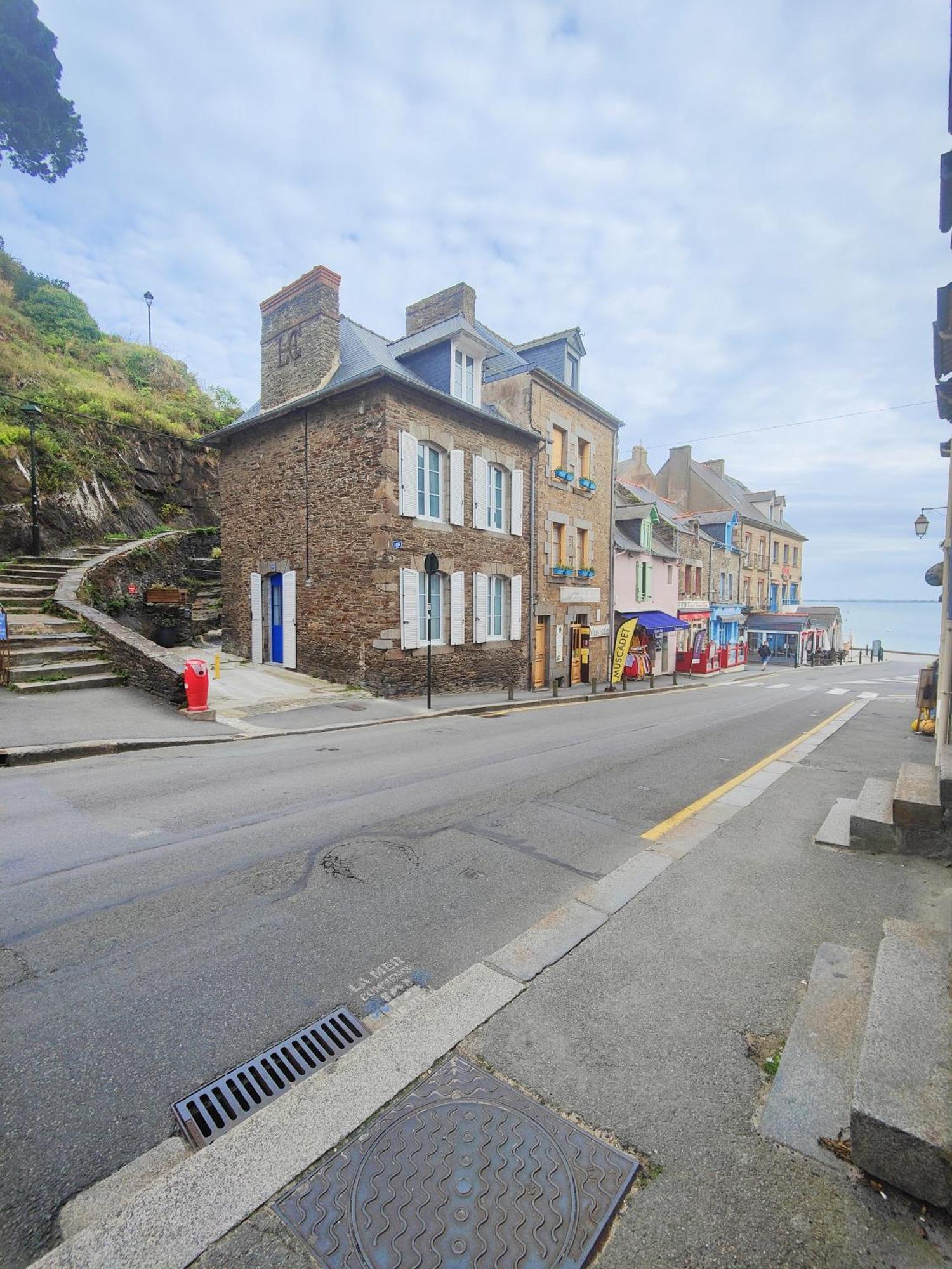 La Merveille By Mrodbnb - Appart Neuf - Vue Mer - 25M Plage & Resto - Cine - Cheminee - Popcorn كُنْكال المظهر الخارجي الصورة
